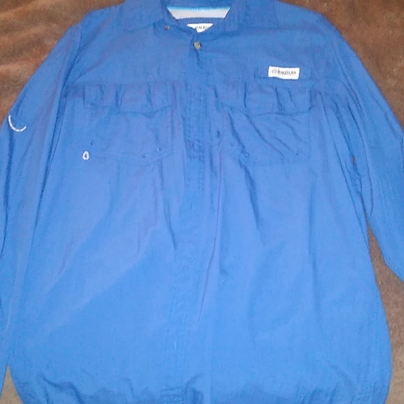 Magellan Outdoors fishing shirt - Picture 1 of 4